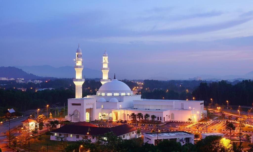 Oyo 90643 Gks Hotel Seremban Luaran gambar