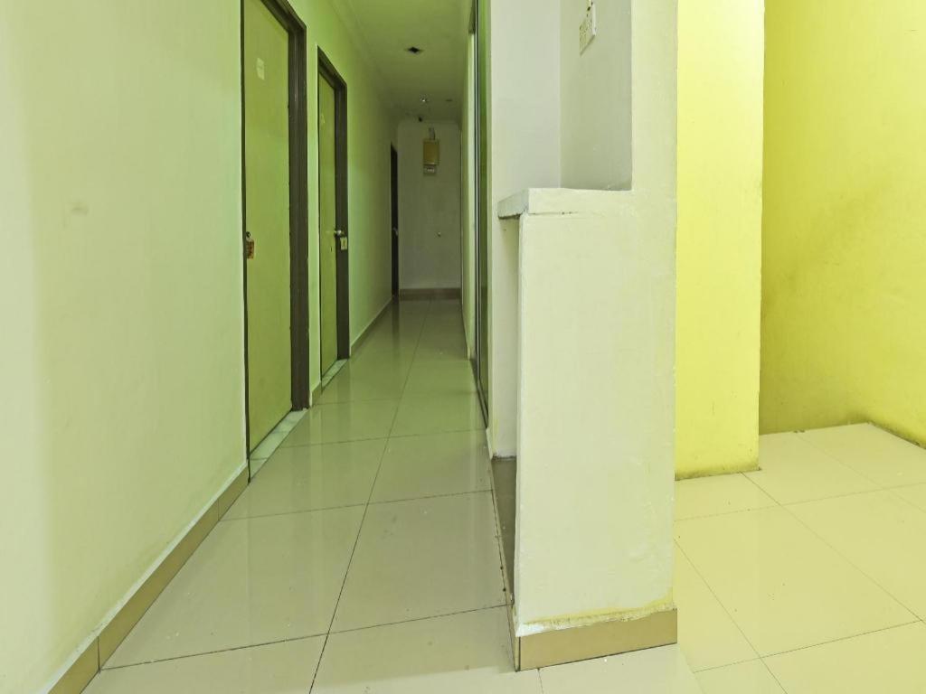 Oyo 90643 Gks Hotel Seremban Luaran gambar