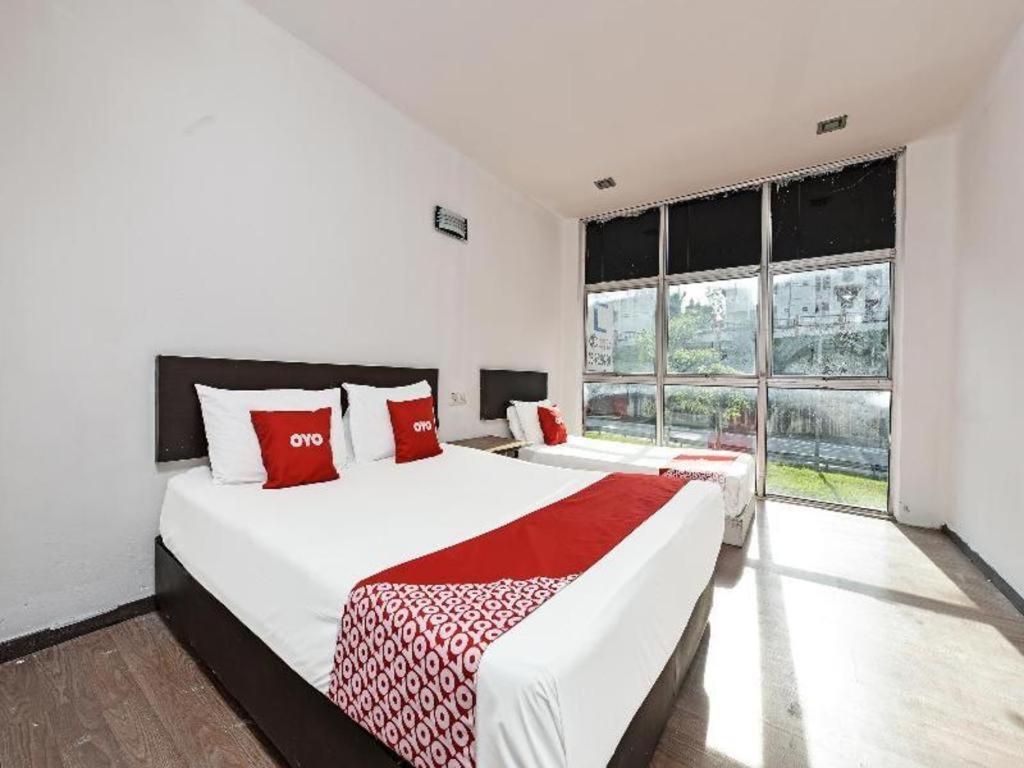 Oyo 90643 Gks Hotel Seremban Luaran gambar
