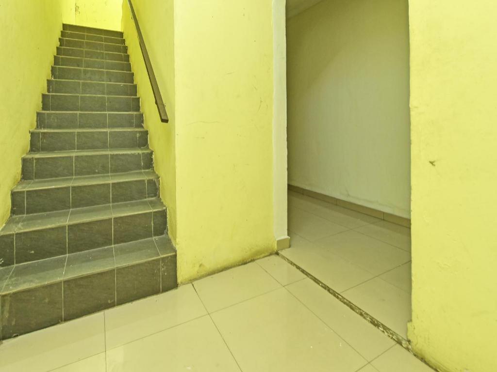 Oyo 90643 Gks Hotel Seremban Luaran gambar